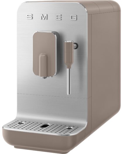 Smeg BCC02TPMEU espressomaskine m. mælkskummer